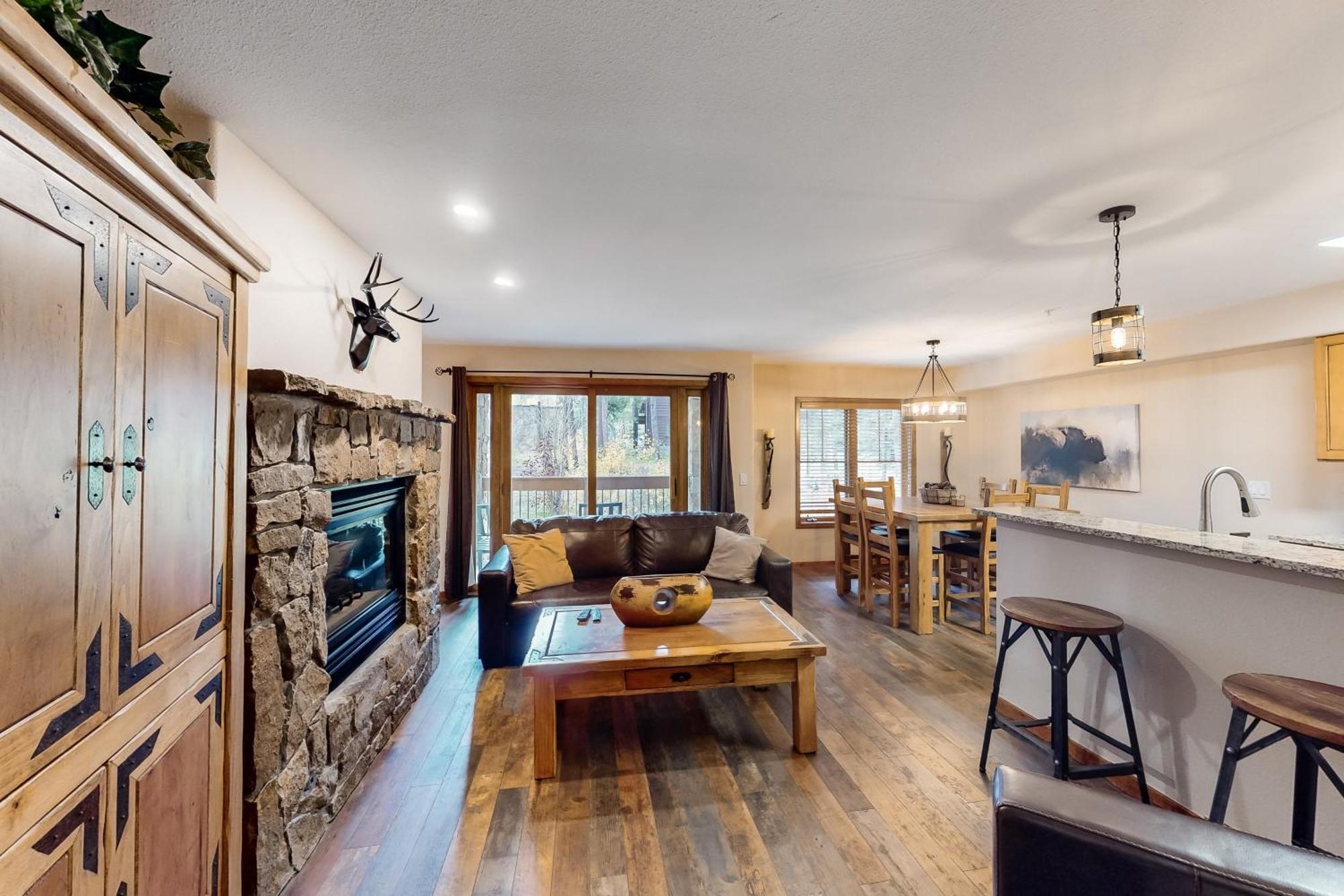 Los Pinos Breckenridge Rum bild